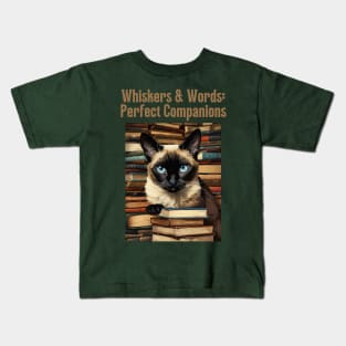 Whiskers & Words: Perfect Companions - Retro Siamese Cat Art Kids T-Shirt